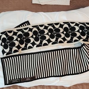 Coach wool scarf